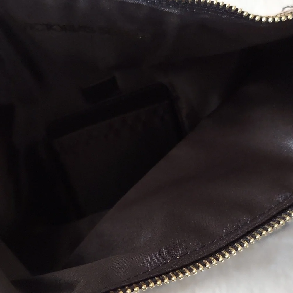 Victoria's Secret Gold Sparkly Fold Over Clutch Accessory Bag - Picture 4 of 8